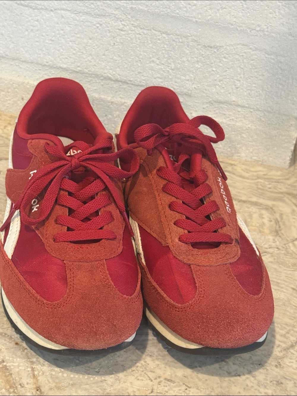 Reebok retro Red & white Low-Top Sneakers